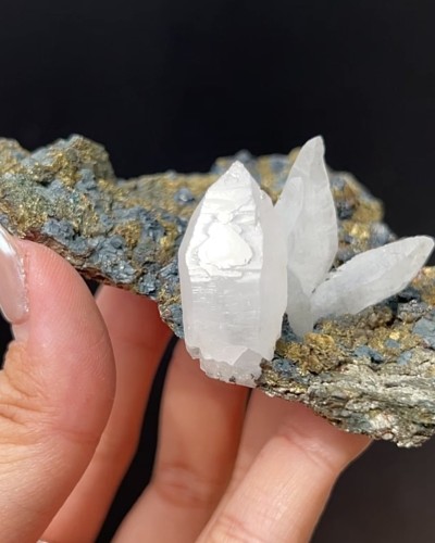 Enargite, Arsenopyrite, Covellite, Quartz - Missouri