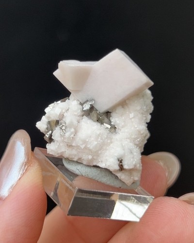 Dolomite, Arsenopyrite - Kosovo
