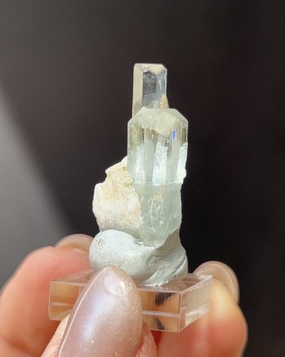 Aquamarine from Pakistan with a soft pale hue and exceptional transparency, radiating pure brilliance.